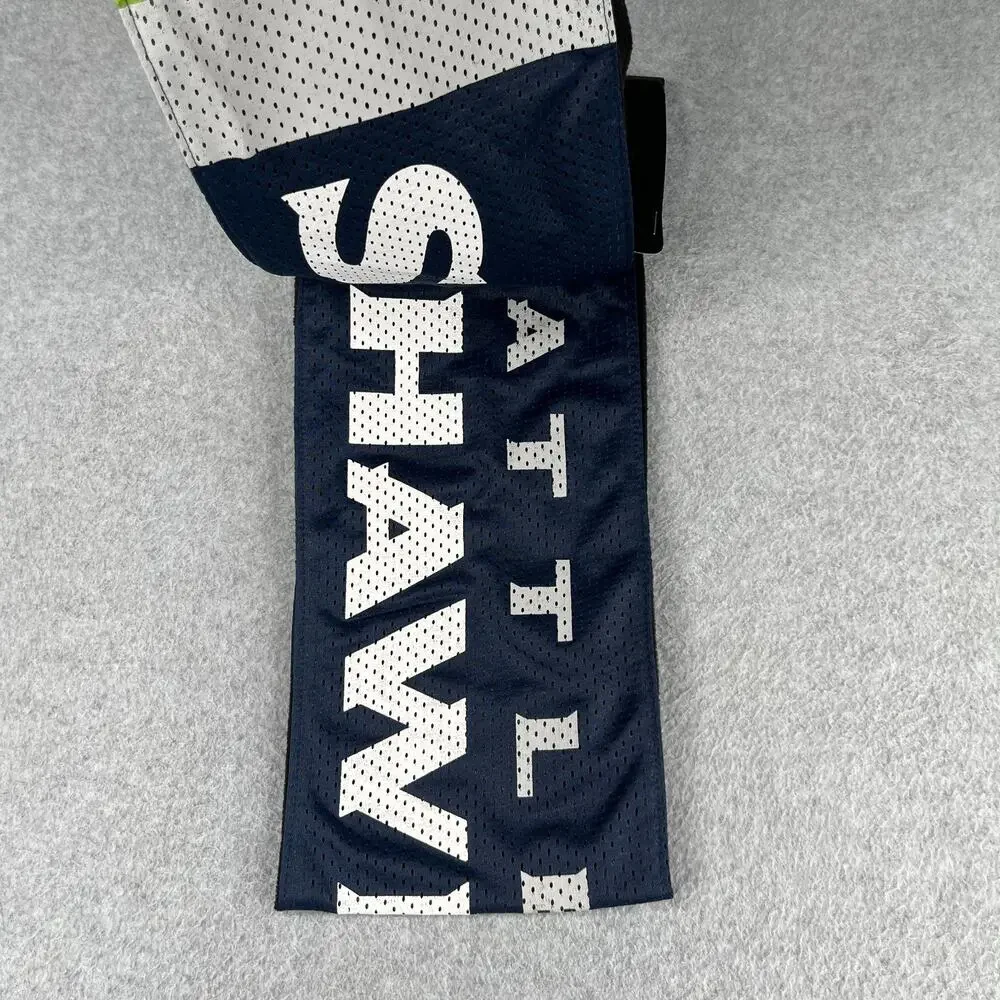 Seattle Seahawks Jersey Scarf With Zip Pocket NFL NEW NWT